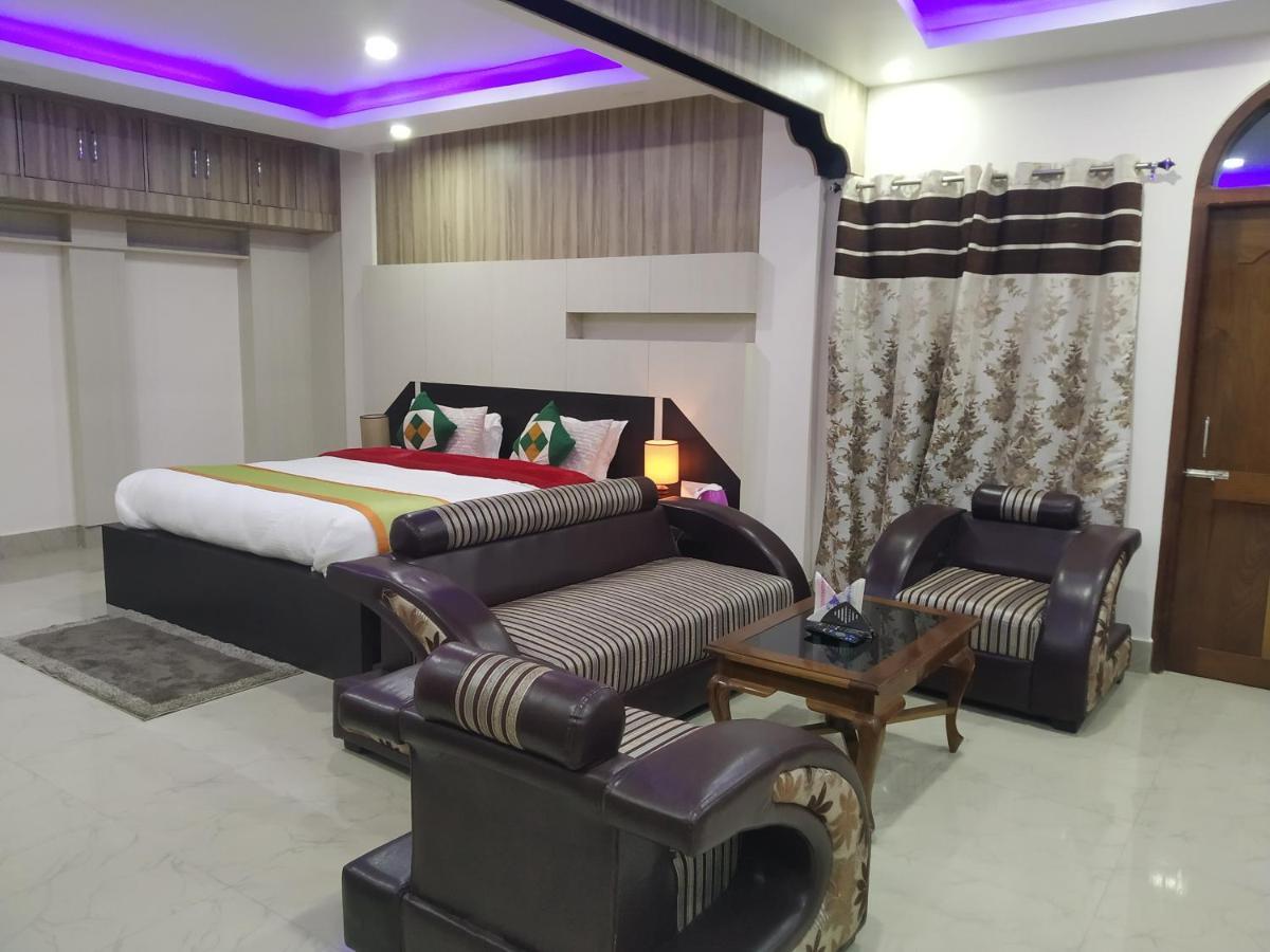 Hāpoli Ziro Palace Inn - A Boutique Hotel מראה חיצוני תמונה