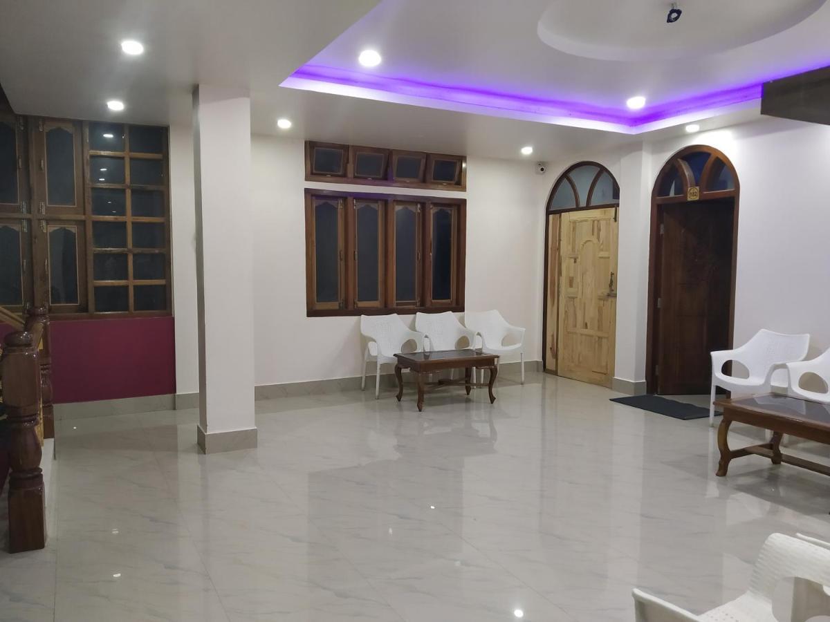 Hāpoli Ziro Palace Inn - A Boutique Hotel מראה חיצוני תמונה