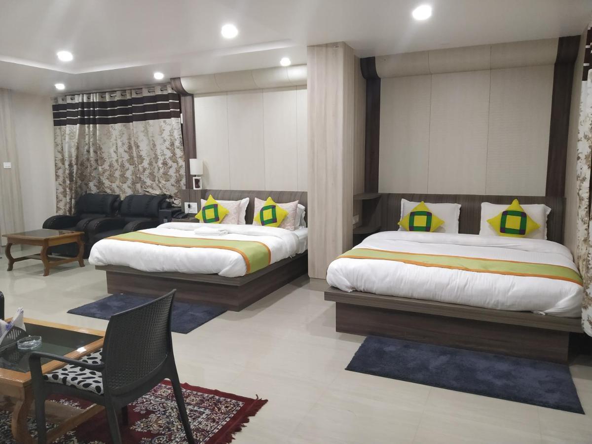 Hāpoli Ziro Palace Inn - A Boutique Hotel מראה חיצוני תמונה