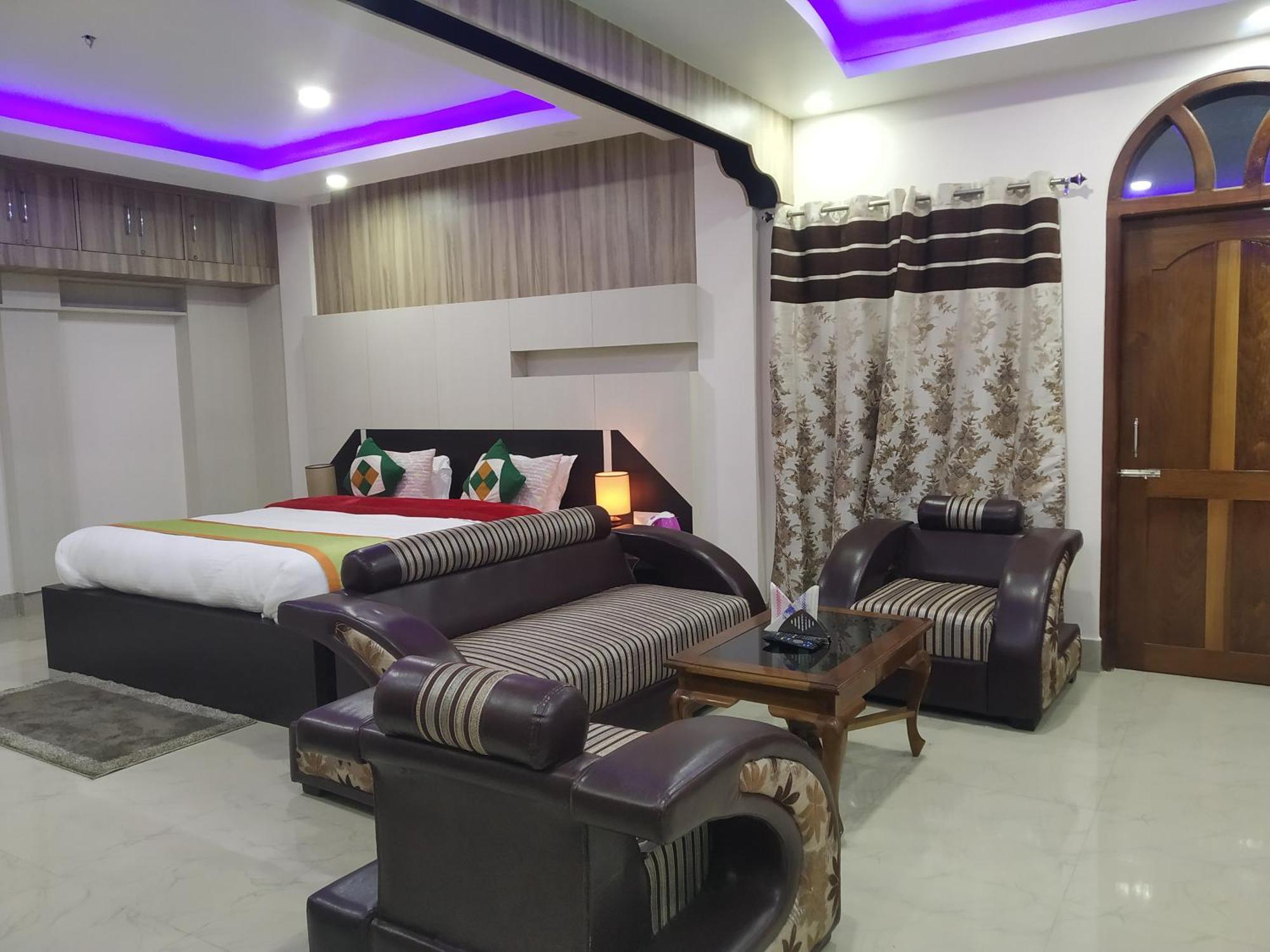 Hāpoli Ziro Palace Inn - A Boutique Hotel מראה חיצוני תמונה