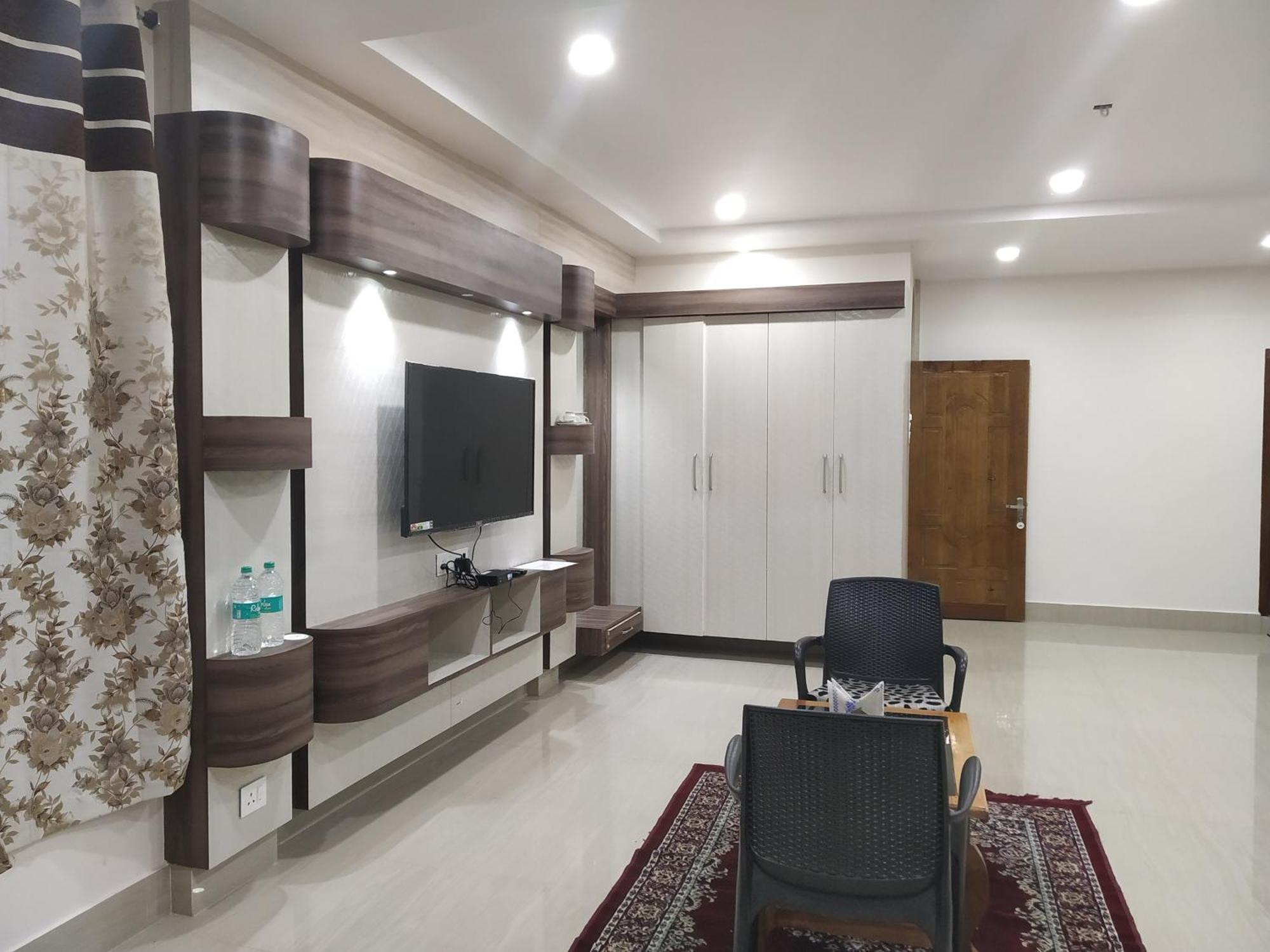 Hāpoli Ziro Palace Inn - A Boutique Hotel מראה חיצוני תמונה