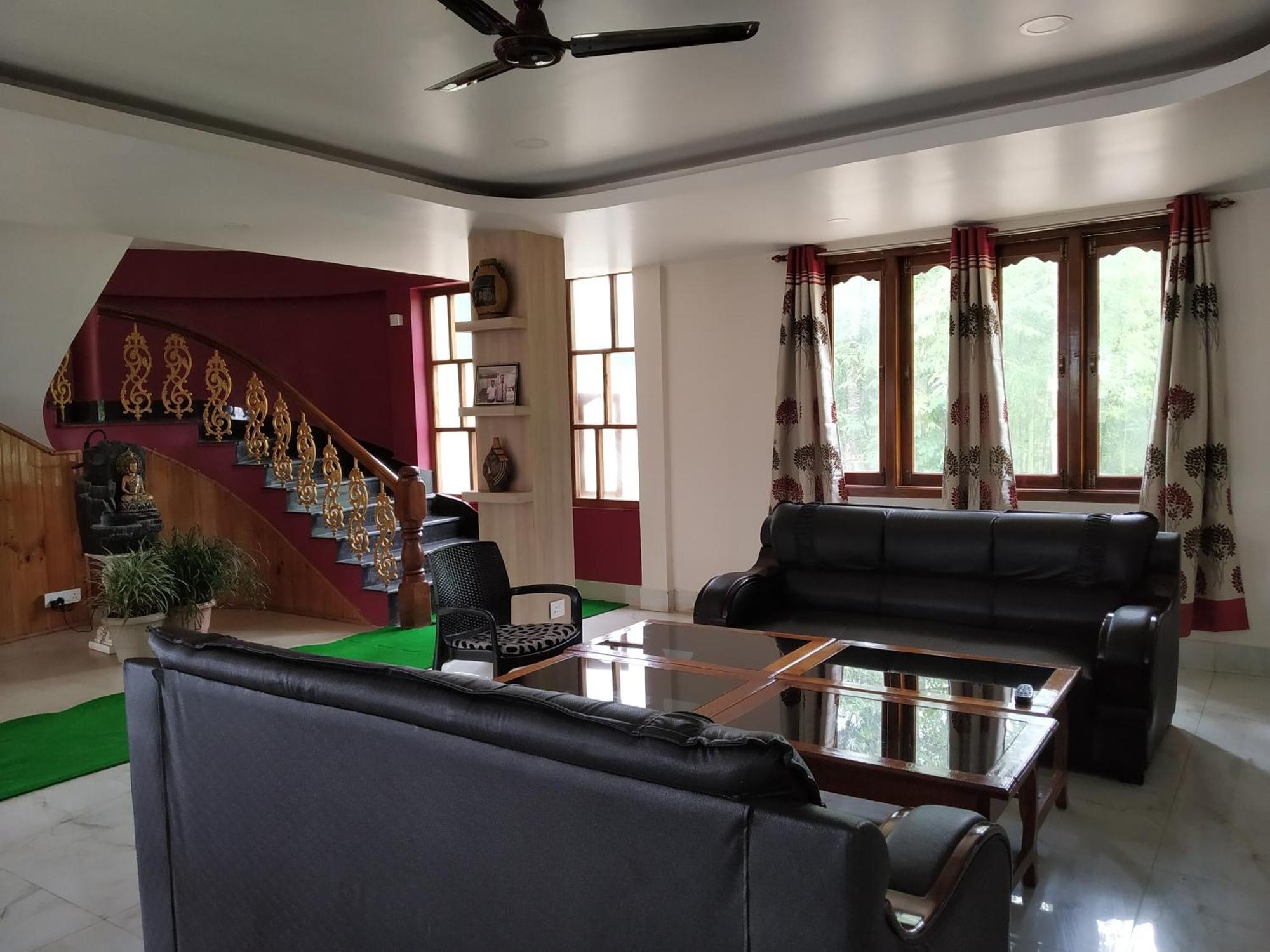 Hāpoli Ziro Palace Inn - A Boutique Hotel מראה חיצוני תמונה
